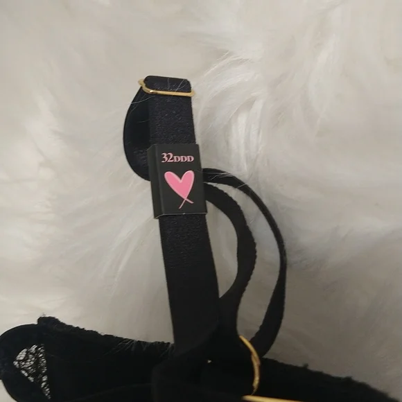 NWT Victoria's Secret 32DDD bra - Picture 10 of 10